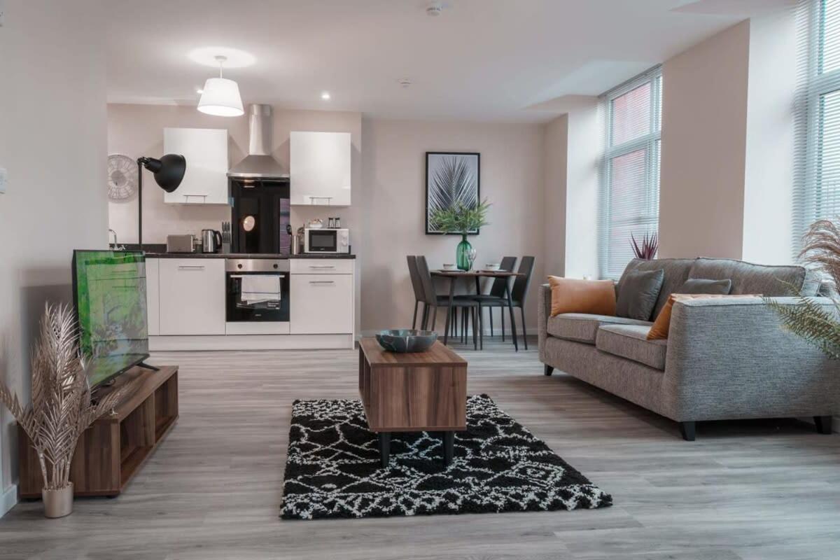 Contemporary 2 Bed Manchester Apartment - Sleeps 4 Exterior photo